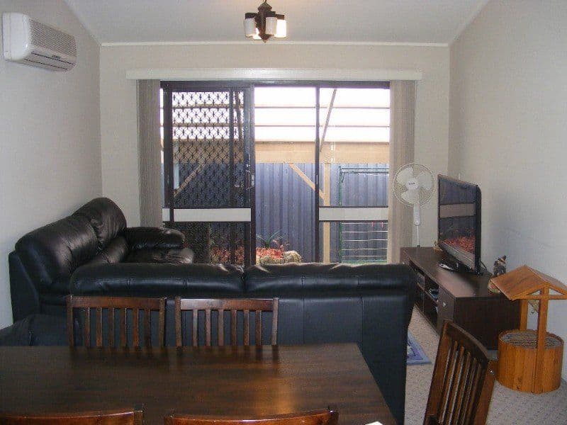 4-8 The Crescent, BLUE BAY NSW 2261, Blue Bay - Thumbnail 2
