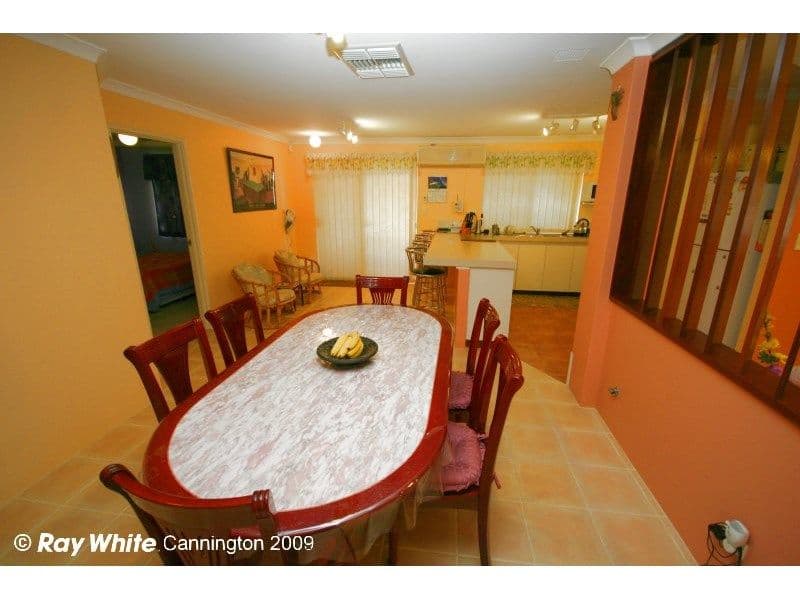 7 Bull Place, QUEENS PARK WA 6107, Queens Park - Thumbnail 3