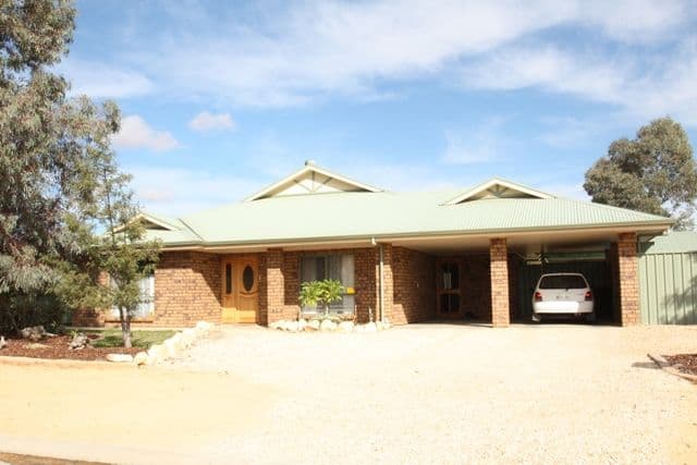 36 Fourth Street, LOXTON SA 5333, Loxton - Image 1