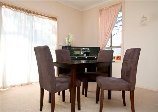 6 Daphne Crescent, BELLFIELD VIC 3081, Bellfield - Thumbnail 3