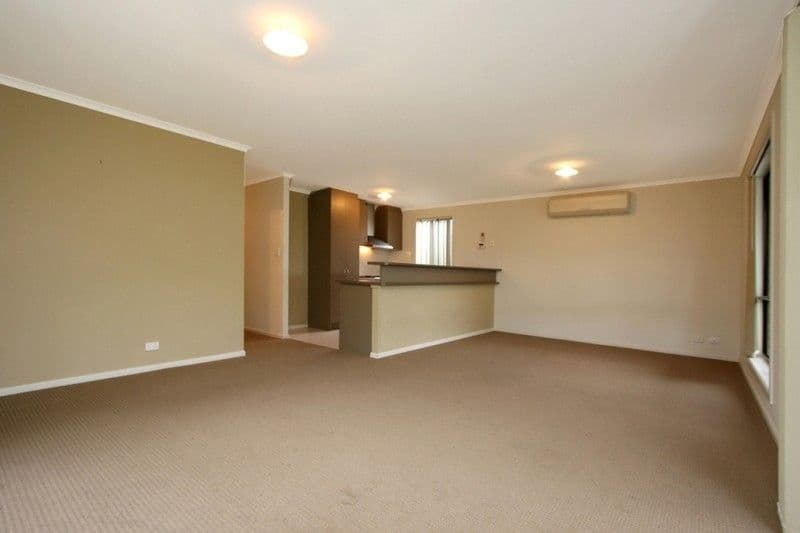 2 Mayflower Close, DAVOREN PARK SA 5113, Davoren Park - Thumbnail 2