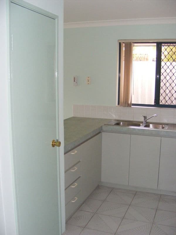 5/82 Hamilton Street, CANNINGTON WA 6107, Cannington - Thumbnail 3