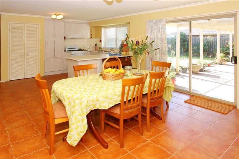 32 Dundee Way, SYDENHAM VIC 3037, Sydenham - Thumbnail 2