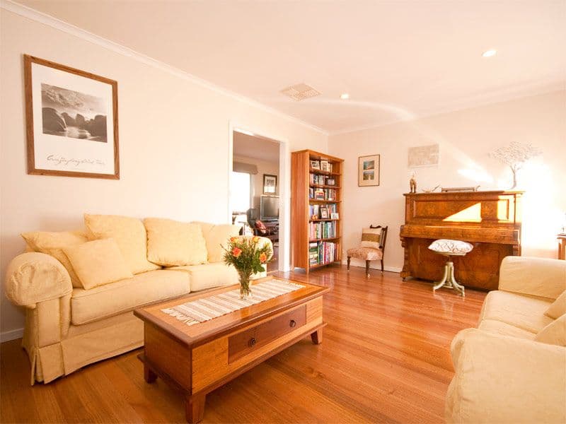 11 Houston Court, BOX HILL SOUTH VIC 3128, Box Hill South - Thumbnail 3
