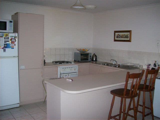 39 Newlyn Drive, CRAIGIEBURN VIC 3064, Craigieburn - Thumbnail 3