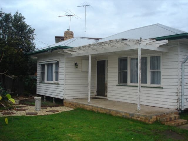 52 West Moreland Street, ST ALBANS PARK VIC 3219, St Albans Park - Image 1