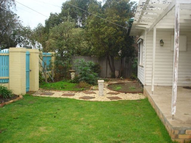 52 West Moreland Street, ST ALBANS PARK VIC 3219, St Albans Park - Thumbnail 2