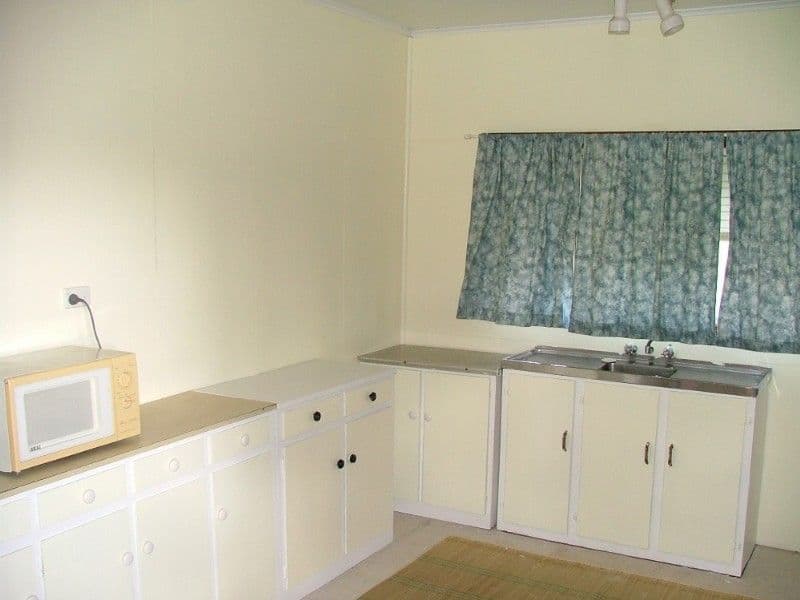 18 John Street, CROWS NEST QLD 4355, Crows Nest - Thumbnail 5