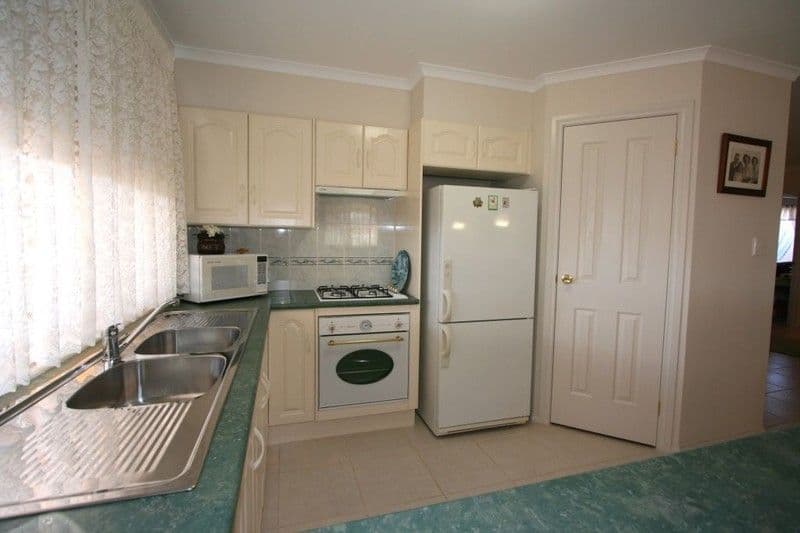5 Torrens, LOXTON SA 5333, Loxton - Thumbnail 7