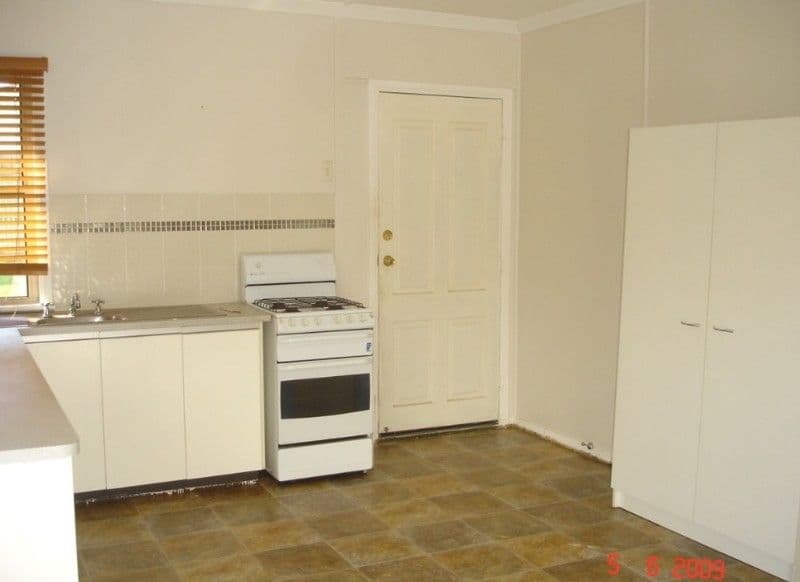 9 Coonan Street, HARLAXTON QLD 4350, Harlaxton - Thumbnail 8