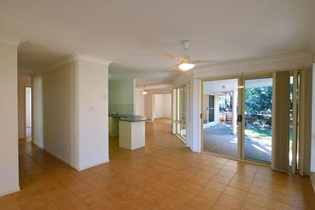 4 Dharalee Court, MOUNT COOLUM QLD 4573, Mount Coolum - Thumbnail 3