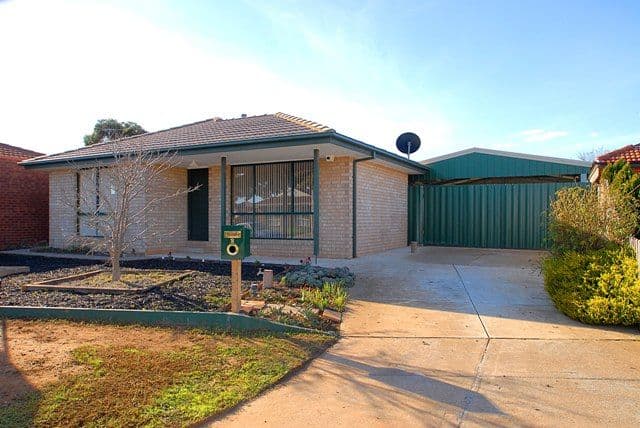 2 Fauna Court, WERRIBEE VIC 3030, Werribee - Image 1
