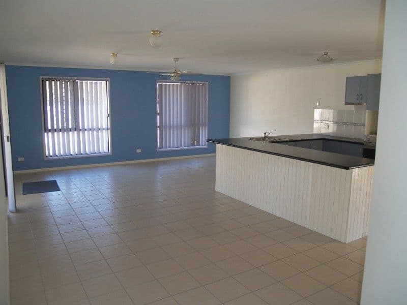 4 Melaleuca Drive, LAIDLEY QLD 4341, Laidley - Thumbnail 2