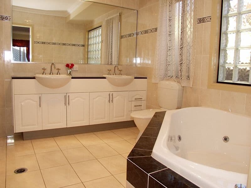 9 Lily Circuit, KURABY QLD 4112, Kuraby - Thumbnail 4