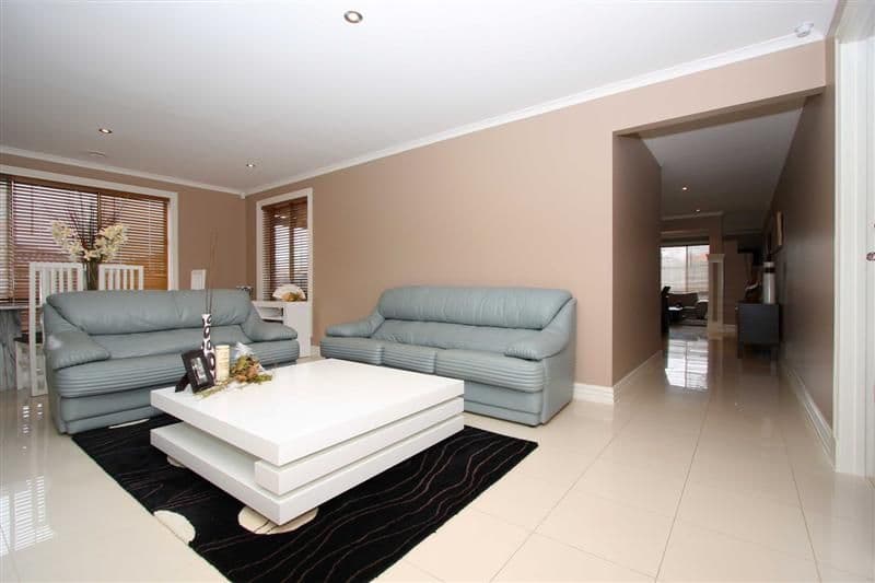 19 Wattlevalley Drive, HILLSIDE VIC 3037, Hillside - Thumbnail 2