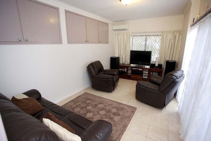 11 Edgehill Street, NATHAN QLD 4111, Nathan - Thumbnail 5