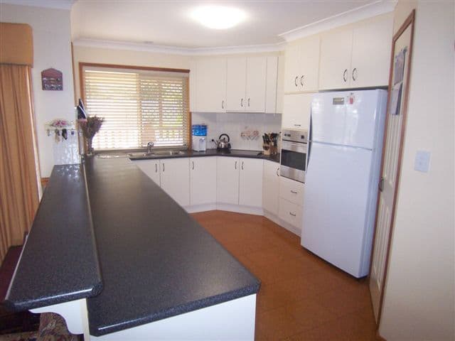 11  Hanna Court, WESTBROOK QLD 4350, Westbrook - Thumbnail 2