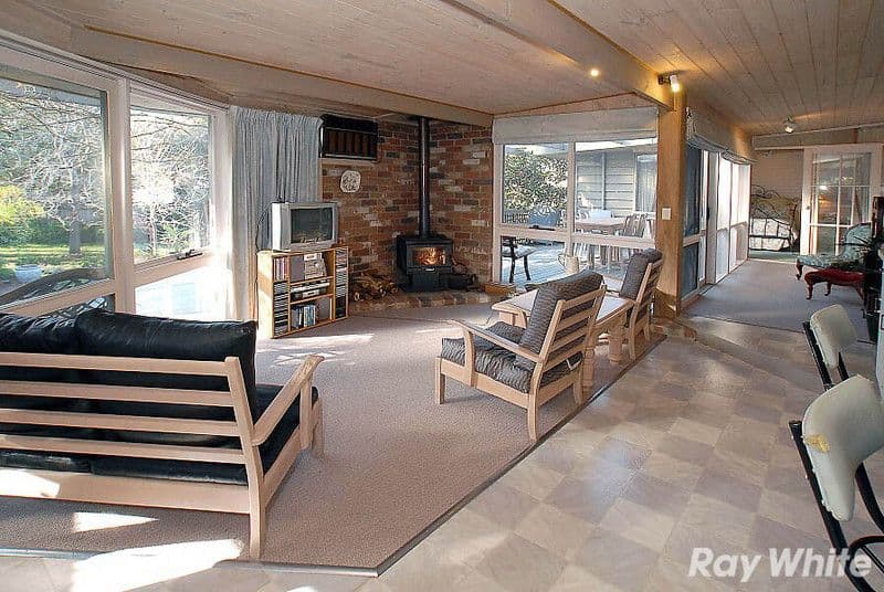 18  Lloyd Street, KNOXFIELD VIC 3180, Knoxfield - Thumbnail 3