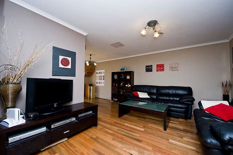 8 Bastow Circuit, BANKS ACT 2906, Banks - Thumbnail 3