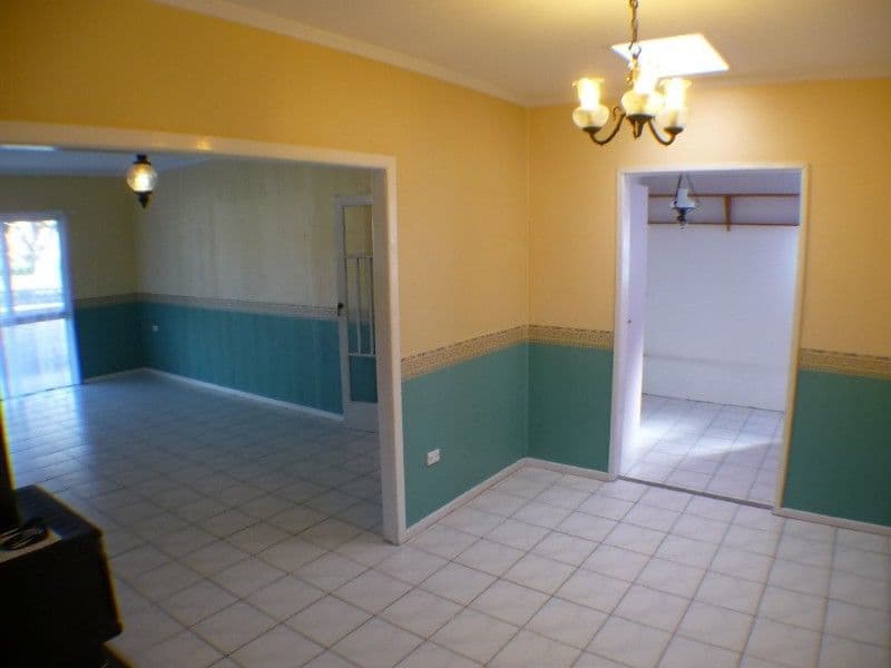 7 Glenloc Street, REDCLIFFE QLD 4020, Redcliffe - Thumbnail 7