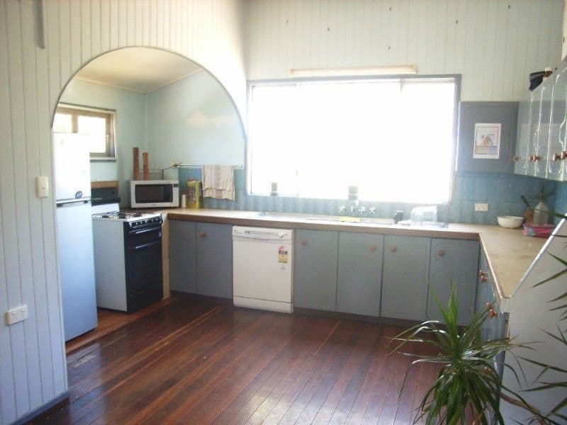 KINGAROY QLD 4610, Kingaroy - Thumbnail 2