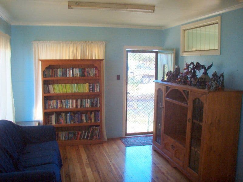 31 Eyre, CHARLEVILLE QLD 4470, Charleville - Thumbnail 2
