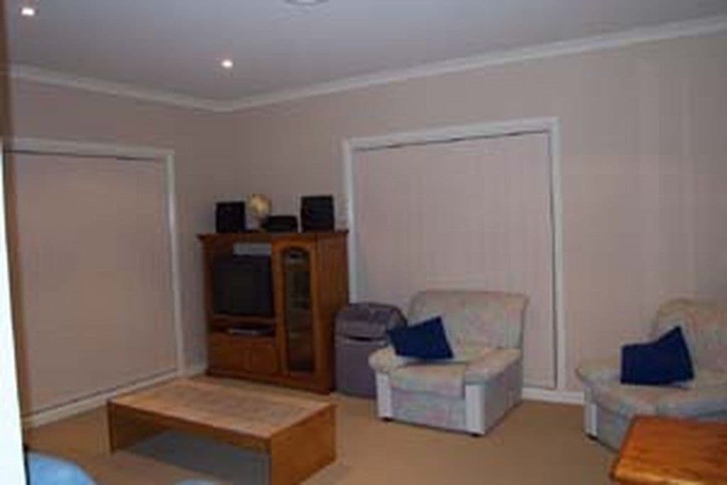 TORRENS ACT 2607, Torrens - Thumbnail 2