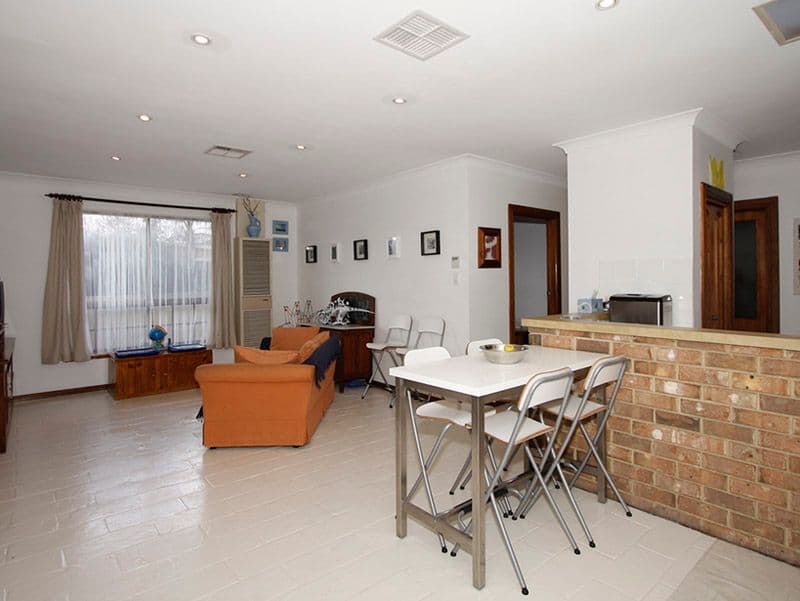 13 Young Avenue, PORT NOARLUNGA SA 5167, Port Noarlunga - Thumbnail 4