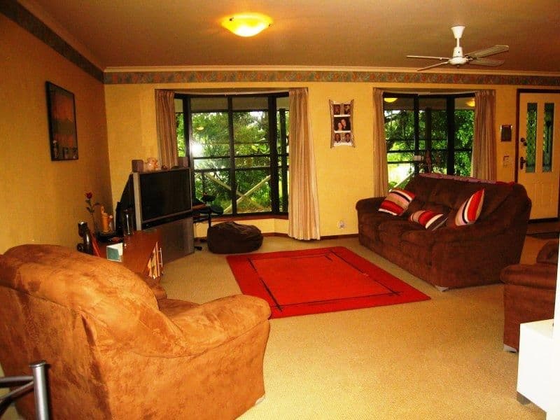 10 Cooloola Court, EVERTON HILLS QLD 4053, Everton Hills - Thumbnail 2