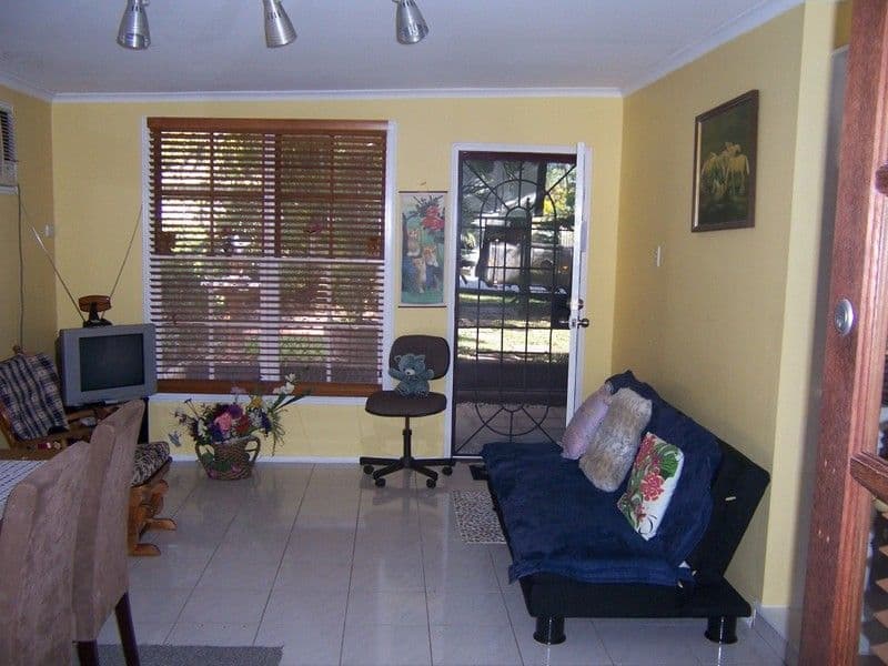 49 Anchusa Street, KINGSTON QLD 4114, Kingston - Thumbnail 4