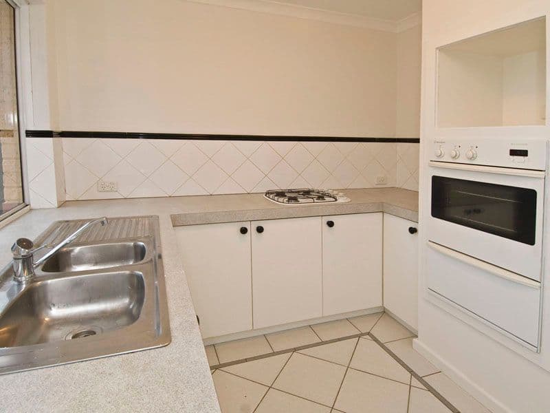 4 Norn Close, SOUTH GUILDFORD WA 6055, South Guildford - Thumbnail 3