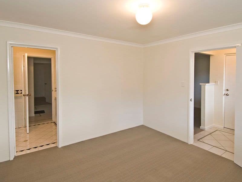 4 Norn Close, SOUTH GUILDFORD WA 6055, South Guildford - Thumbnail 8