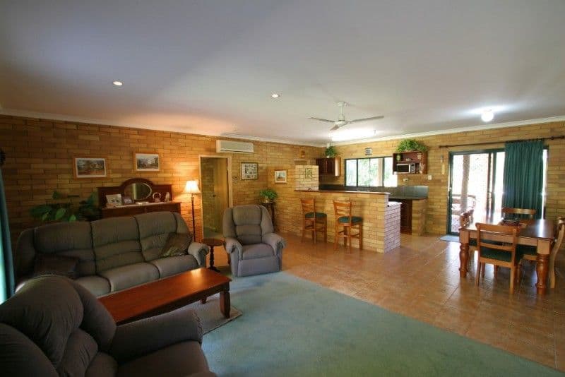 37 Bligh St, Gympie, QLD, 4570, Gympie - Thumbnail 2