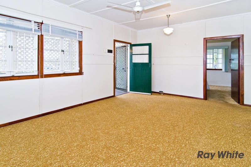 33 Matthews Street, STAFFORD QLD 4053, Stafford - Thumbnail 2