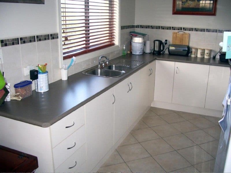 42 Pigeon Flat Road, BORDERTOWN SA 5268, Bordertown - Thumbnail 2
