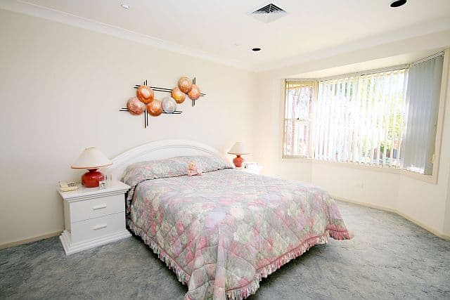 121 Amaroo Avenue, Georges Hall NSW 2198, Georges Hall - Thumbnail 4