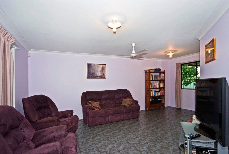 7  Shannon Court, OAKEY QLD 4401, Oakey - Thumbnail 5
