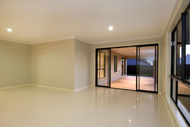 113 Livesay Road, MOGGILL QLD 4070, Moggill - Thumbnail 4