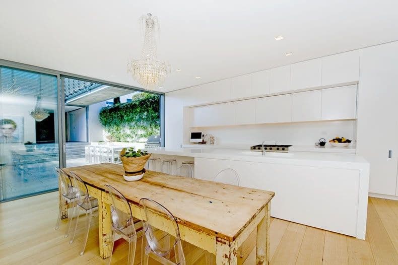 74 Oriel Road, Ivanhoe, Ivanhoe - Thumbnail 2