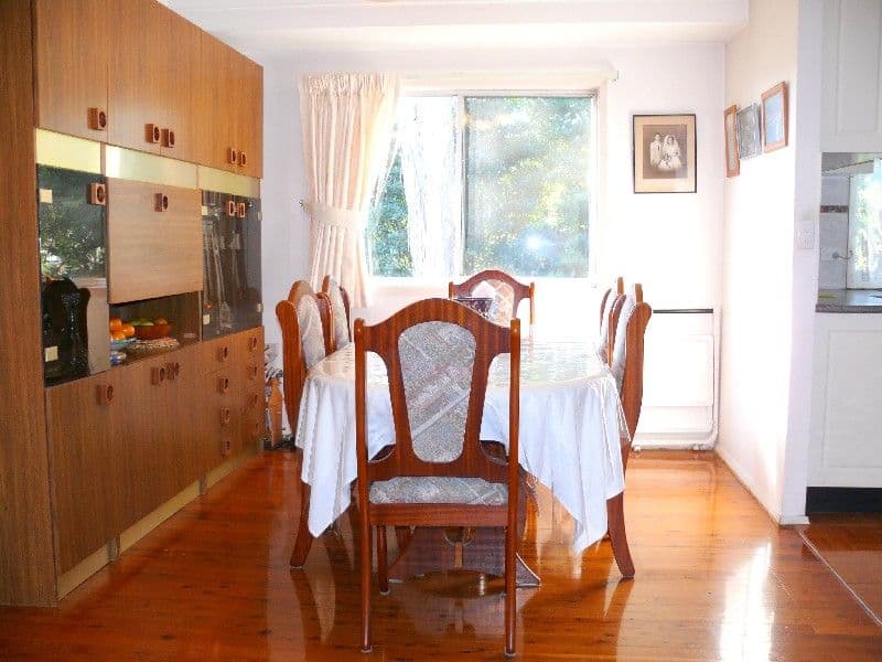 17 Lurnea Avenue, GEORGES HALL NSW 2198, Georges Hall - Thumbnail 2