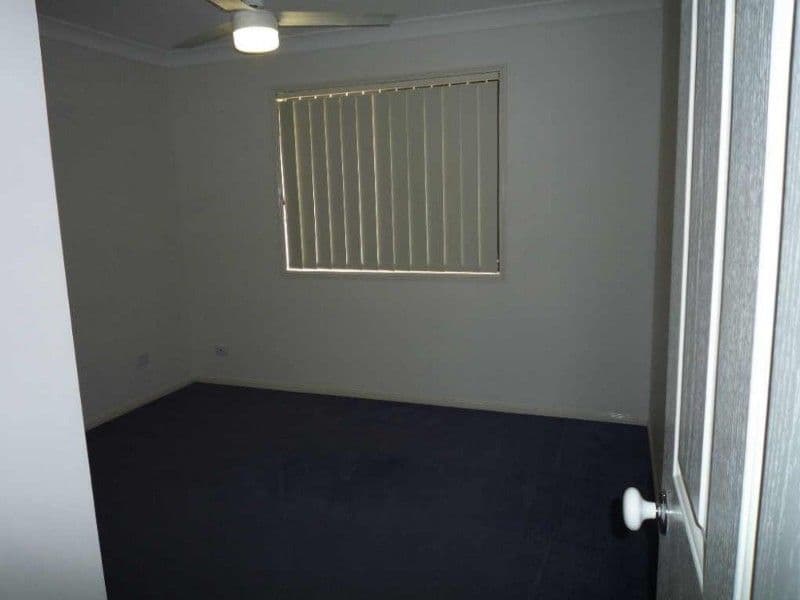50 Codrington Circuit, PACIFIC PINES QLD 4211, Pacific Pines - Thumbnail 7