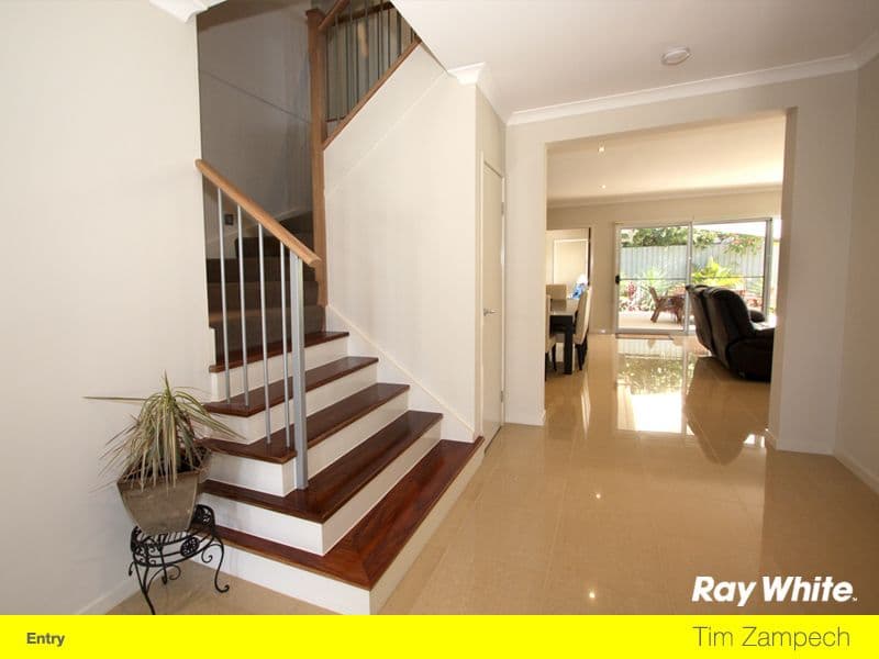 48 Compass Drive, BIGGERA WATERS QLD 4216, Biggera Waters - Thumbnail 2