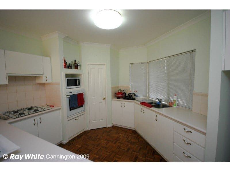 13 Manoora Place, KENWICK WA 6107, Kenwick - Thumbnail 2