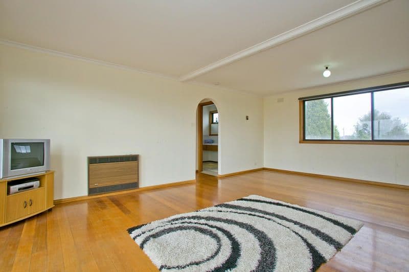 7 Vicky Avenue, Crows Nest, QLD, 4355, Crows Nest - Thumbnail 4