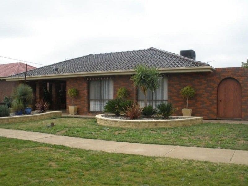 53 Queen Street, ROCHESTER VIC 3561, Rochester - Thumbnail 2