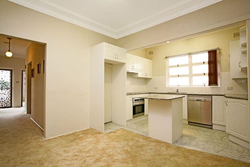 28 Malcolm Street, NARRABEEN NSW 2101, Narrabeen - Thumbnail 4