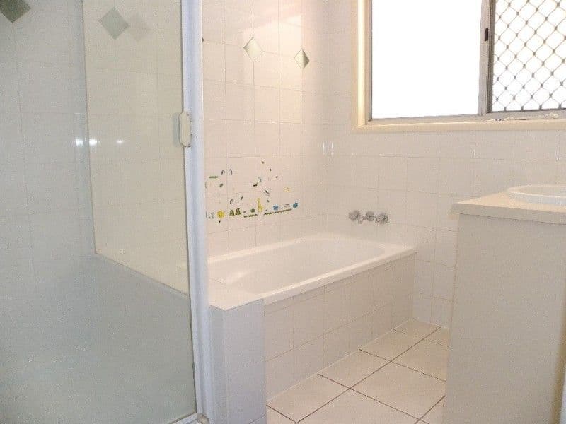 36 Catani Place, Helensvale, QLD, 4212, Helensvale - Thumbnail 6