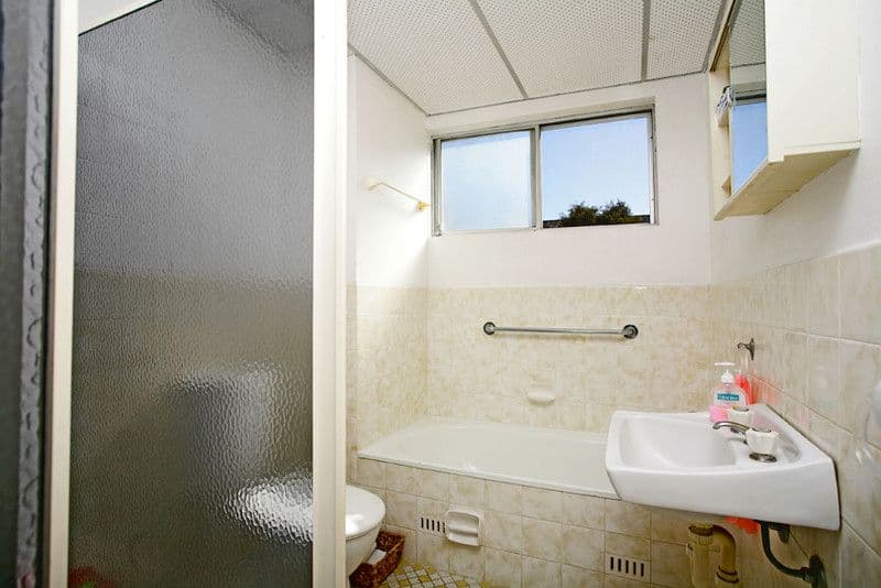 70 Oaks Avenue, DEE WHY NSW 2099, Dee Why - Thumbnail 5