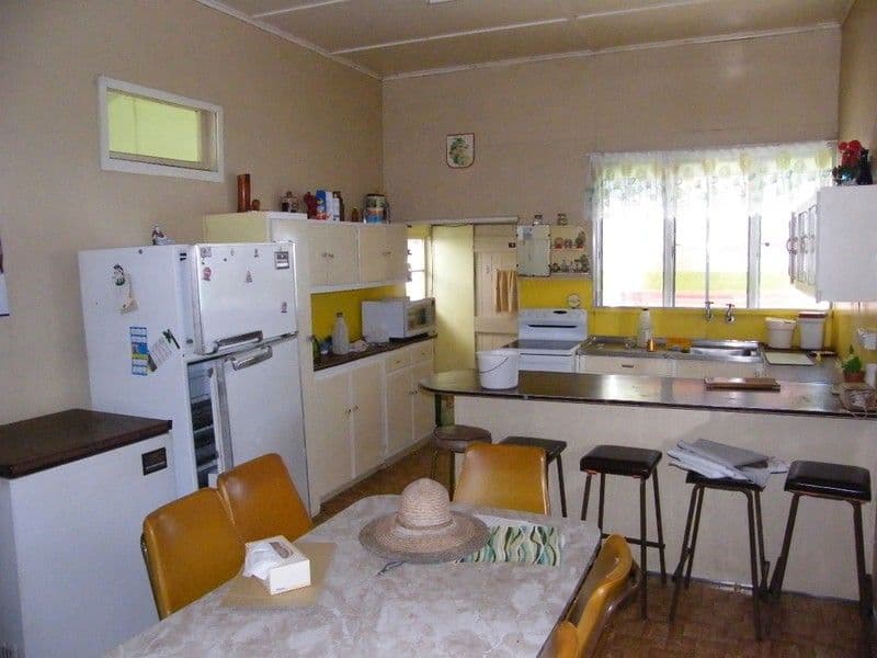 640 Quinalow - Peranga Road, PERANGA QLD 4352, Peranga - Thumbnail 7