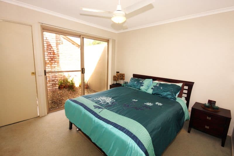29 Oxford Close, SIPPY DOWNS QLD 4556, Sippy Downs - Thumbnail 4